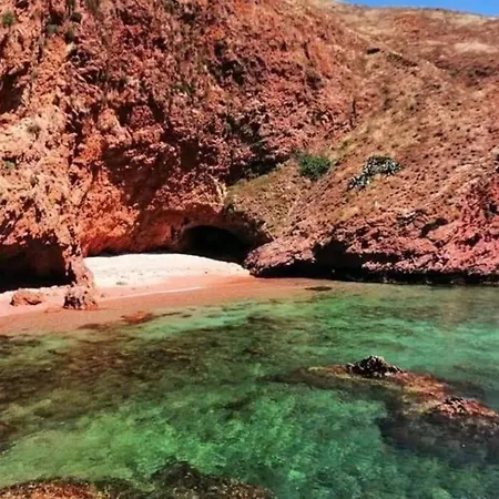 Azinhanca Do Mar فيلة *
