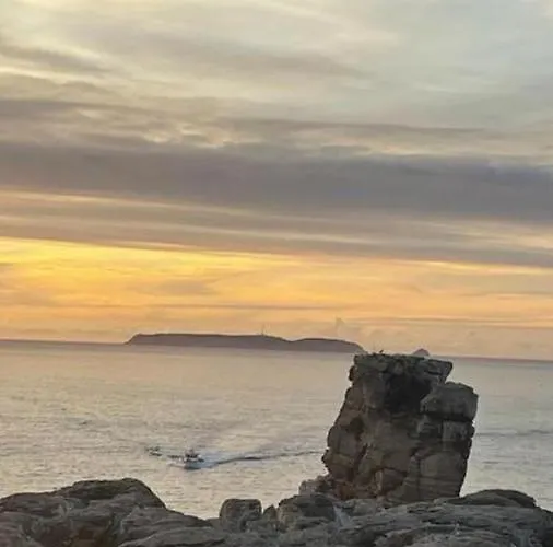 Azinhanca Do Mar * Lourinhã